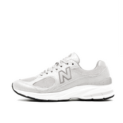 Snowy White NB 2002R