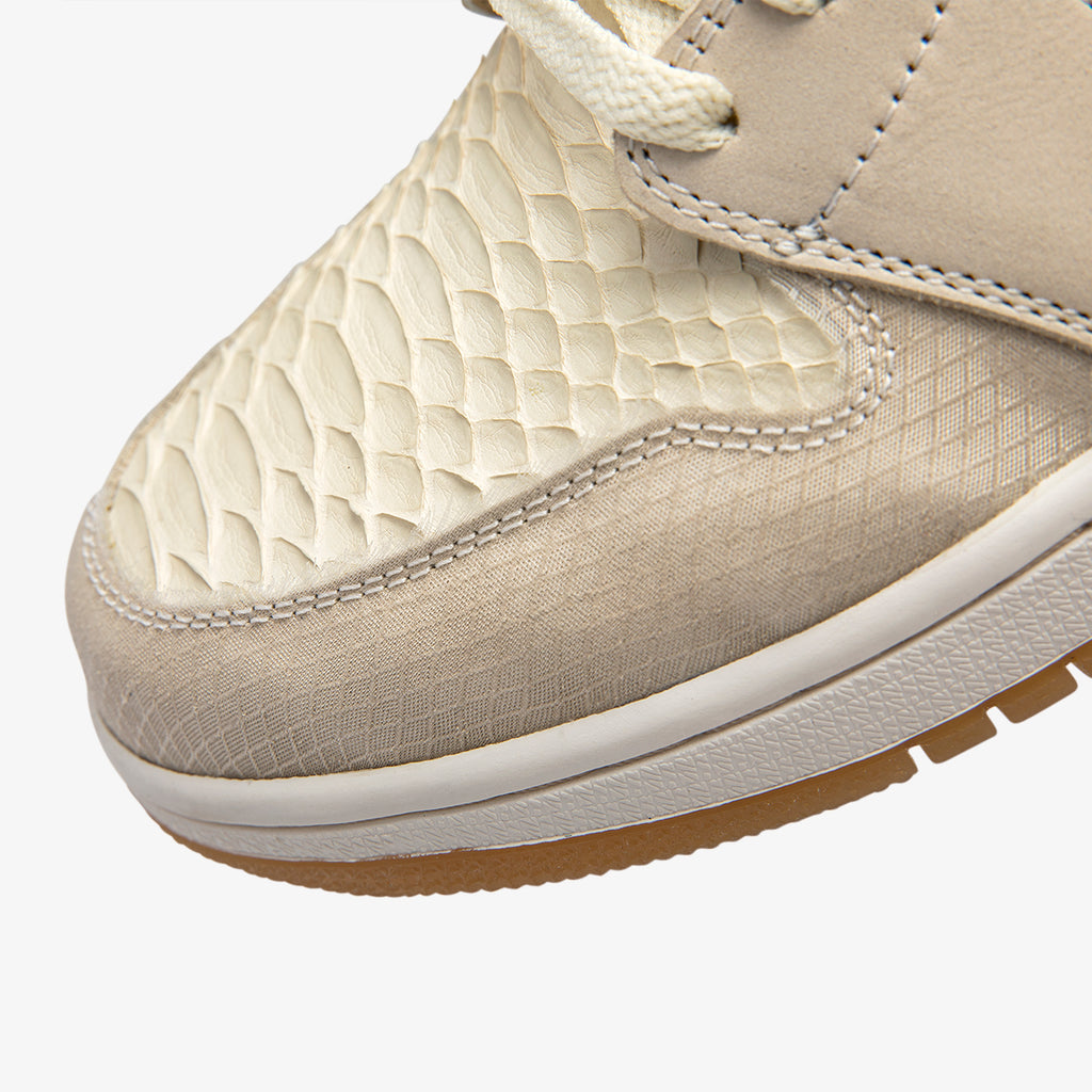 The Shoe Surgeon J1 Dior Oblique Lux High Top Sneakers - Sneak in
