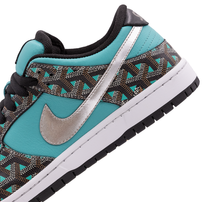 Aqua Diamond Lux Dunk SB – The Surgeon